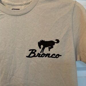 Men’s Ford Bronco Graphic Tee Shirt, Tough Free-Wheelin , Size Medium